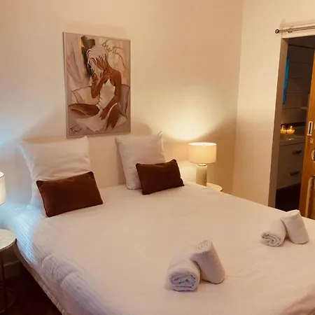 Holiday home La Parenthese Blanche